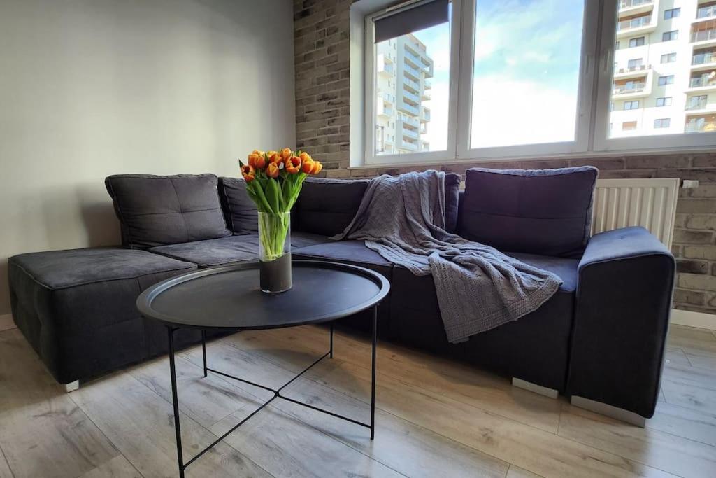 Apartstars - Powstancow #32 With Terrace Rzeszow Bagian luar foto
