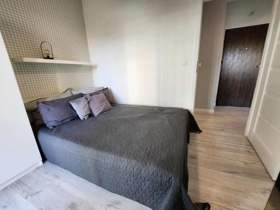 Apartstars - Powstancow #32 With Terrace Rzeszow Bagian luar foto